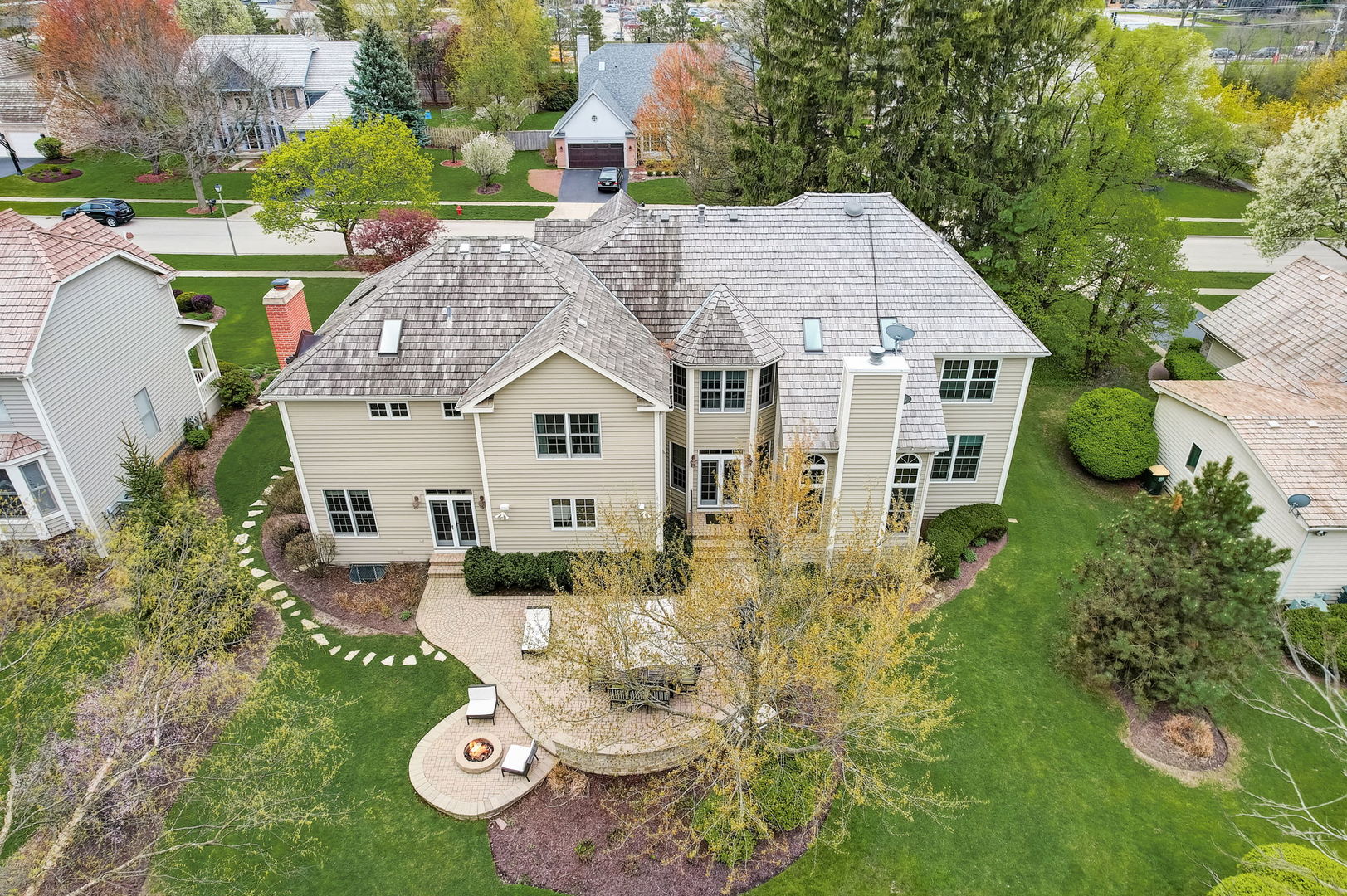 1424 Braxton Road Libertyville, IL 60048 - Photo 57 of 77 Gallery Image 57