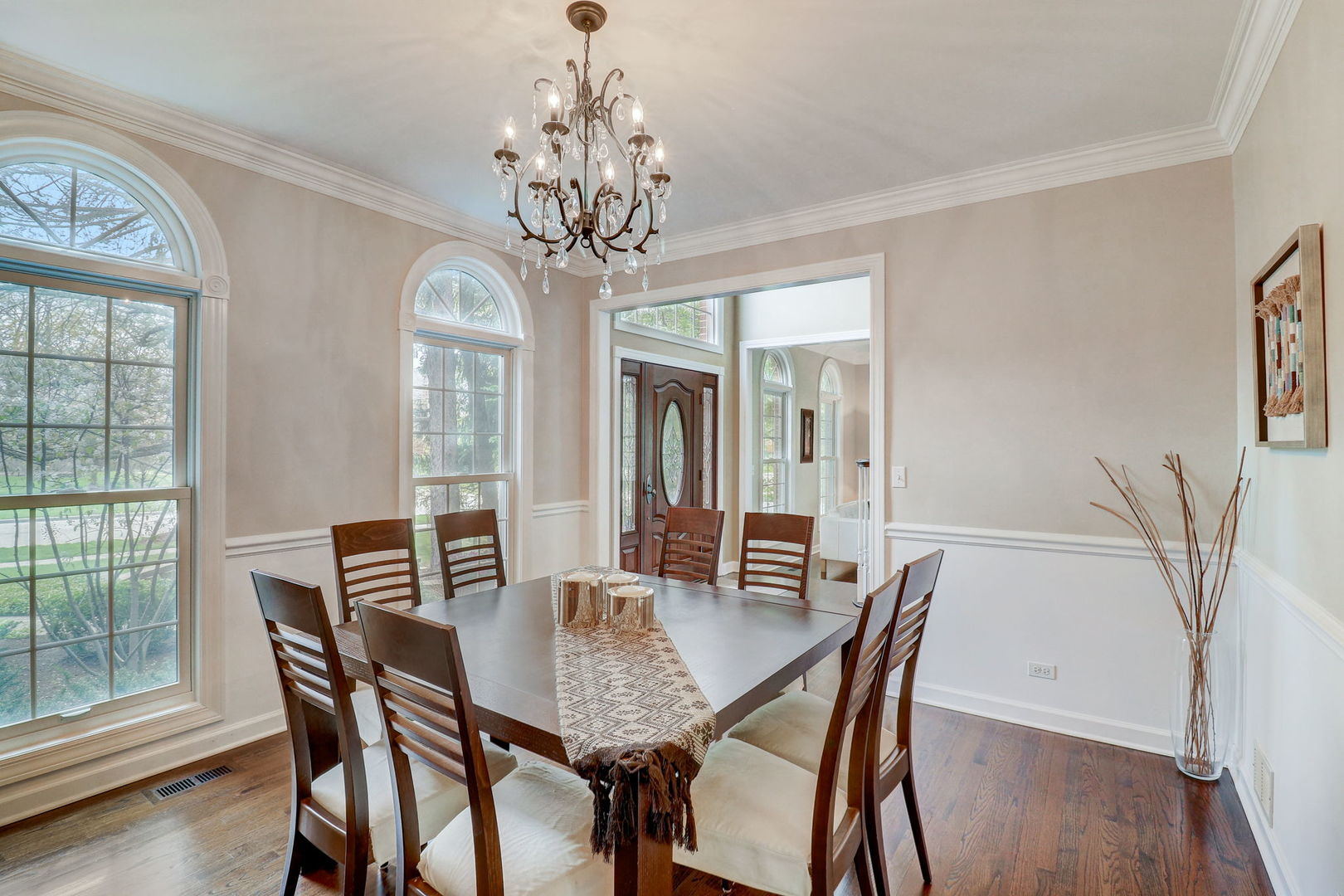 1424 Braxton Road Libertyville, IL 60048 - Photo 6 of 77 Gallery Image 6