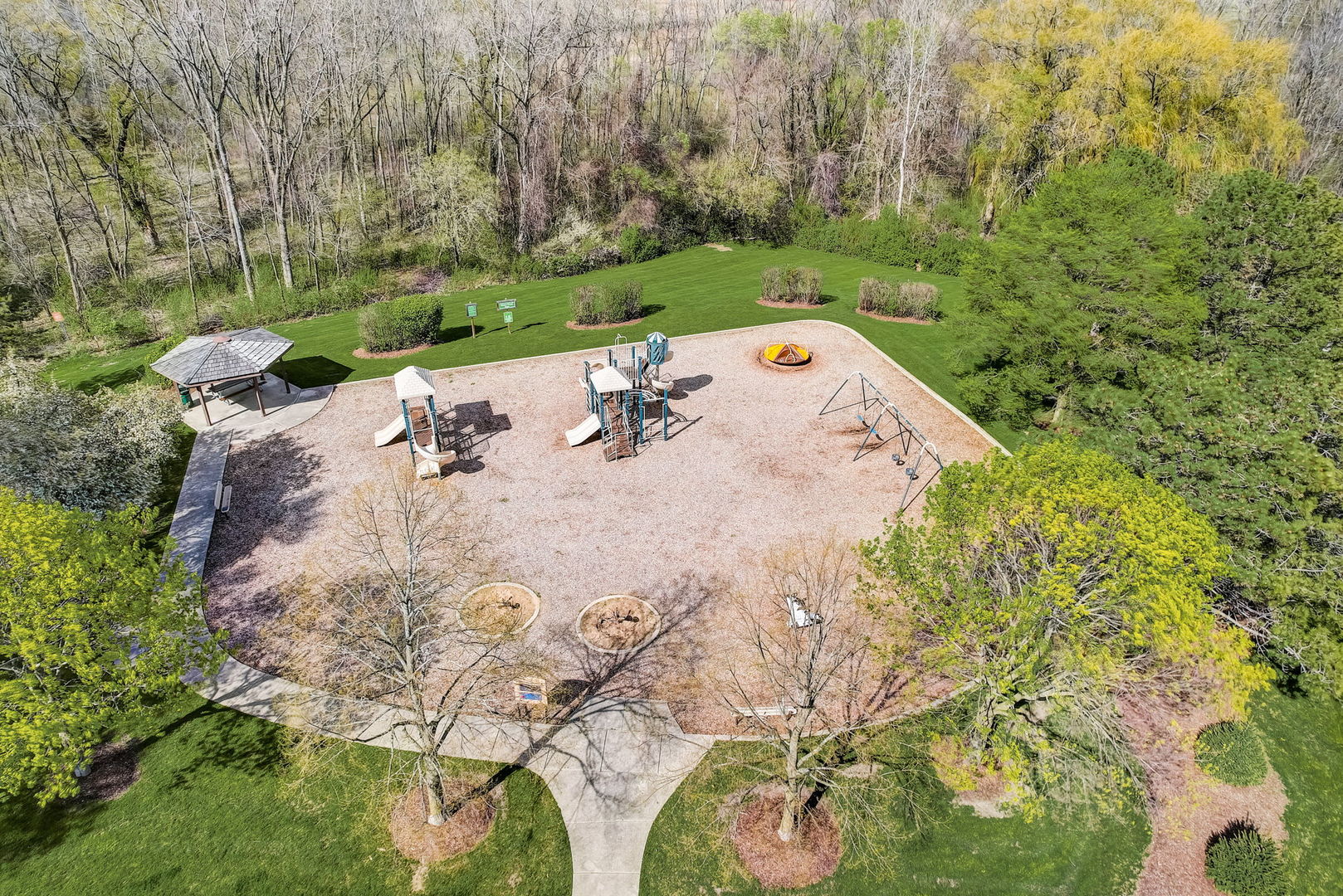 1424 Braxton Road Libertyville, IL 60048 - Photo 69 of 77 Gallery Image 69