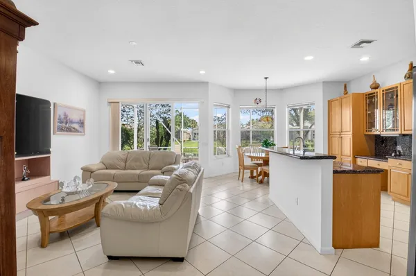 $585,000 | 13738 Plaza Mayor Drive, Delray Beach, FL 33446