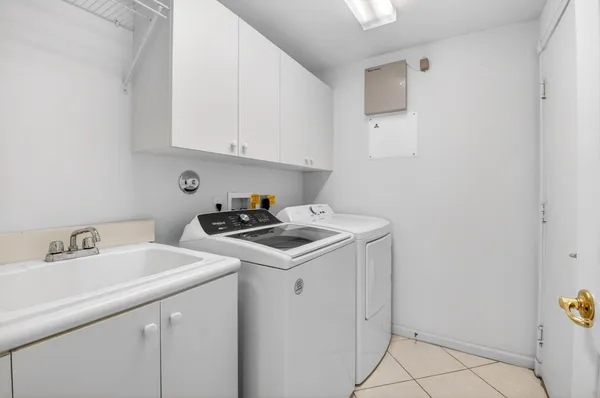 $585,000 | 13738 Plaza Mayor Drive, Delray Beach, FL 33446