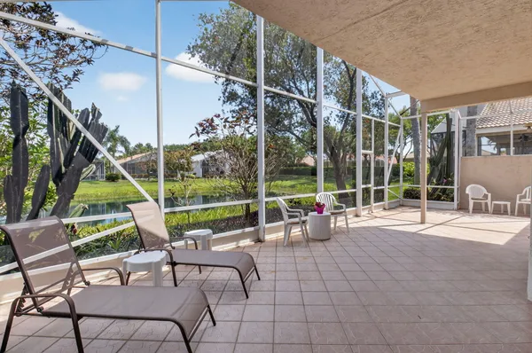$585,000 | 13738 Plaza Mayor Drive, Delray Beach, FL 33446