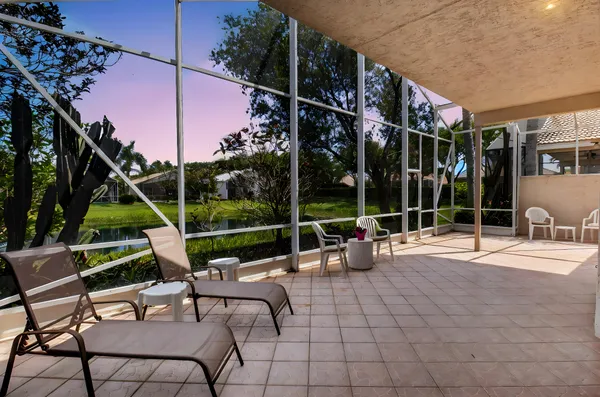 $585,000 | 13738 Plaza Mayor Drive, Delray Beach, FL 33446