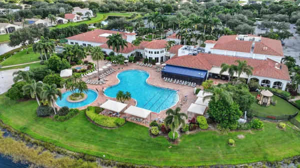 $585,000 | 13738 Plaza Mayor Drive, Delray Beach, FL 33446