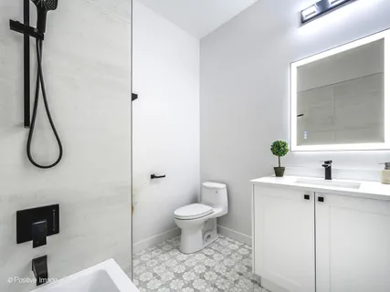 $749,900 | 867 North Marshfield Avenue, Unit 2, Chicago, IL 60622