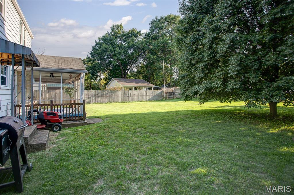 2408 Alby Street Alton, IL 62002 - Photo 44 of 49