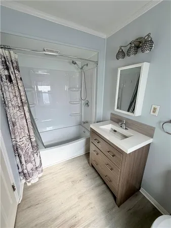 $1,075 | 433 New York Avenue, Unit FRONT, Rochester, PA 15074