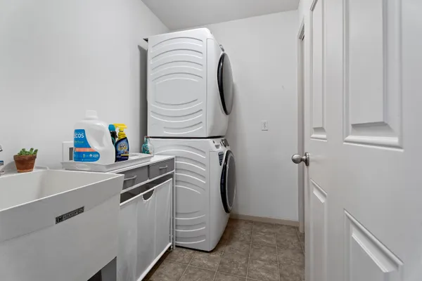 $640,000 | 5994 Vrana Drive, Berrien Springs, MI 49103