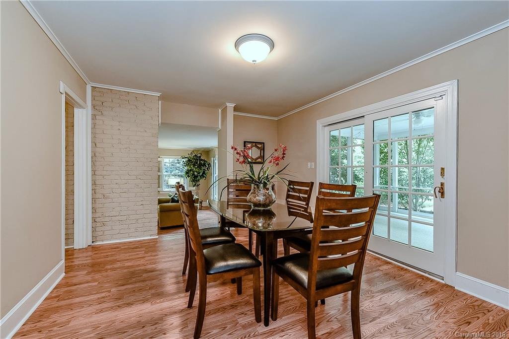 711 Sandridge Road Charlotte, NC 28210 - Photo 5 of 24 Gallery Image 5