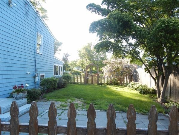 1 Seamore Road Scituate, MA 02066 - Photo 2 of 25