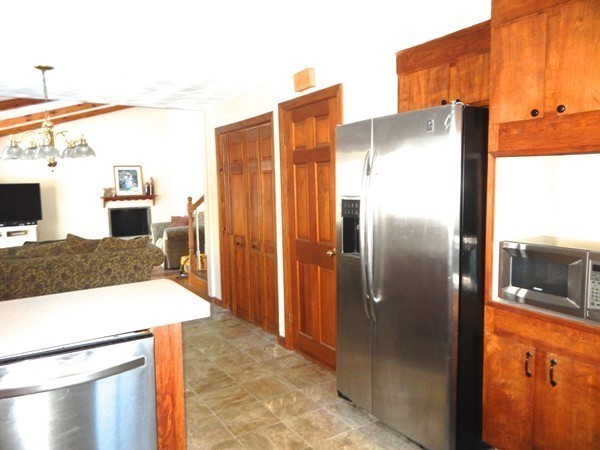 1 Seamore Road Scituate, MA 02066 - Photo 3 of 25