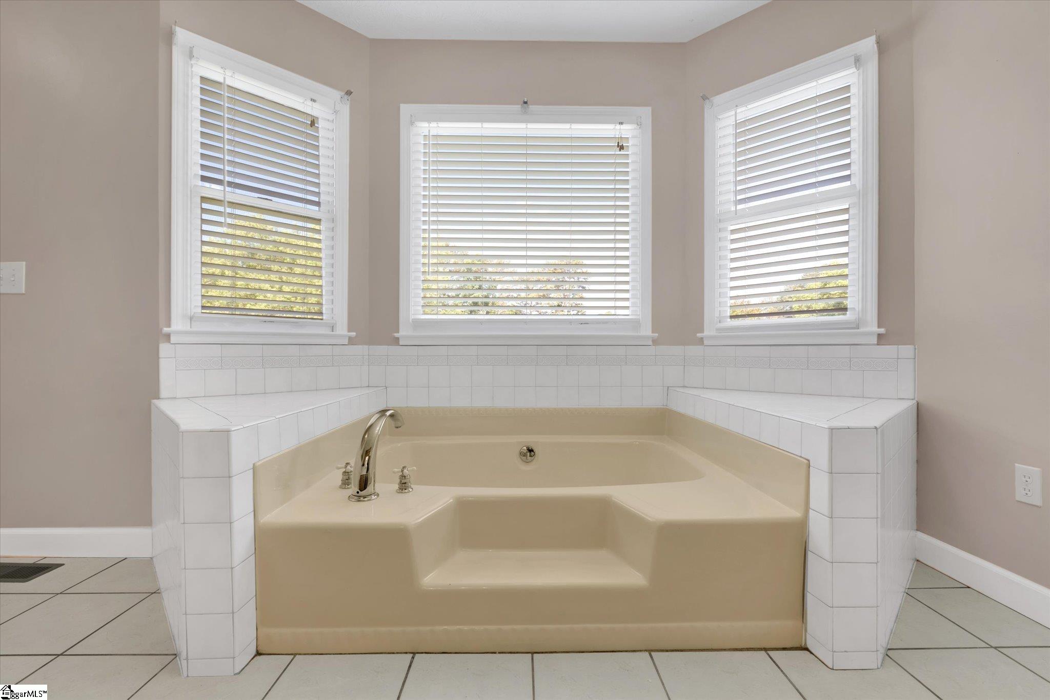 211 Sam Brown Road Seneca, SC 29678 - Photo 19 of 45