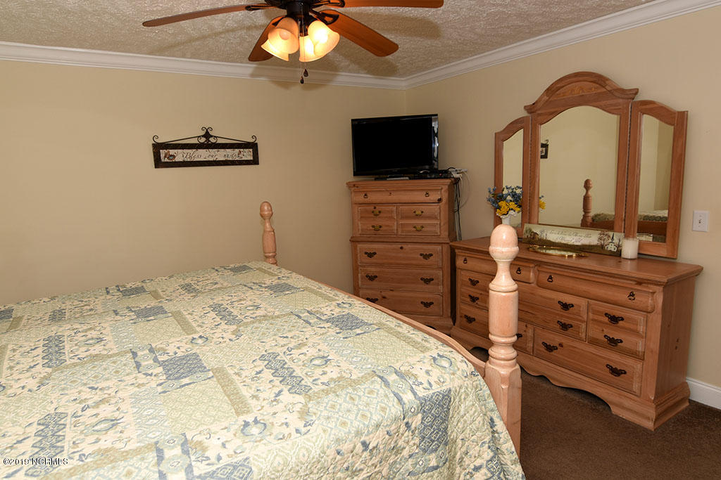 201 Stoney Trail Road Rocky Point, NC 28457 - Photo 15 of 34 Master Bedroom