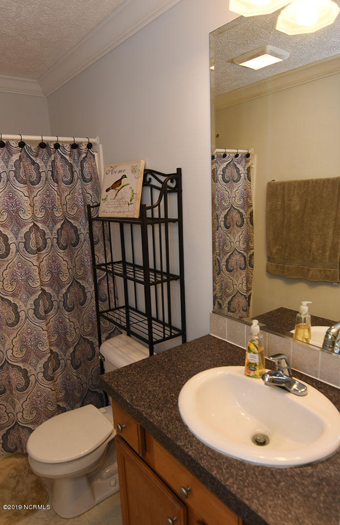 201 Stoney Trail Road Rocky Point, NC 28457 - Photo 20 of 34 201 stoney trail Hall Bath 2