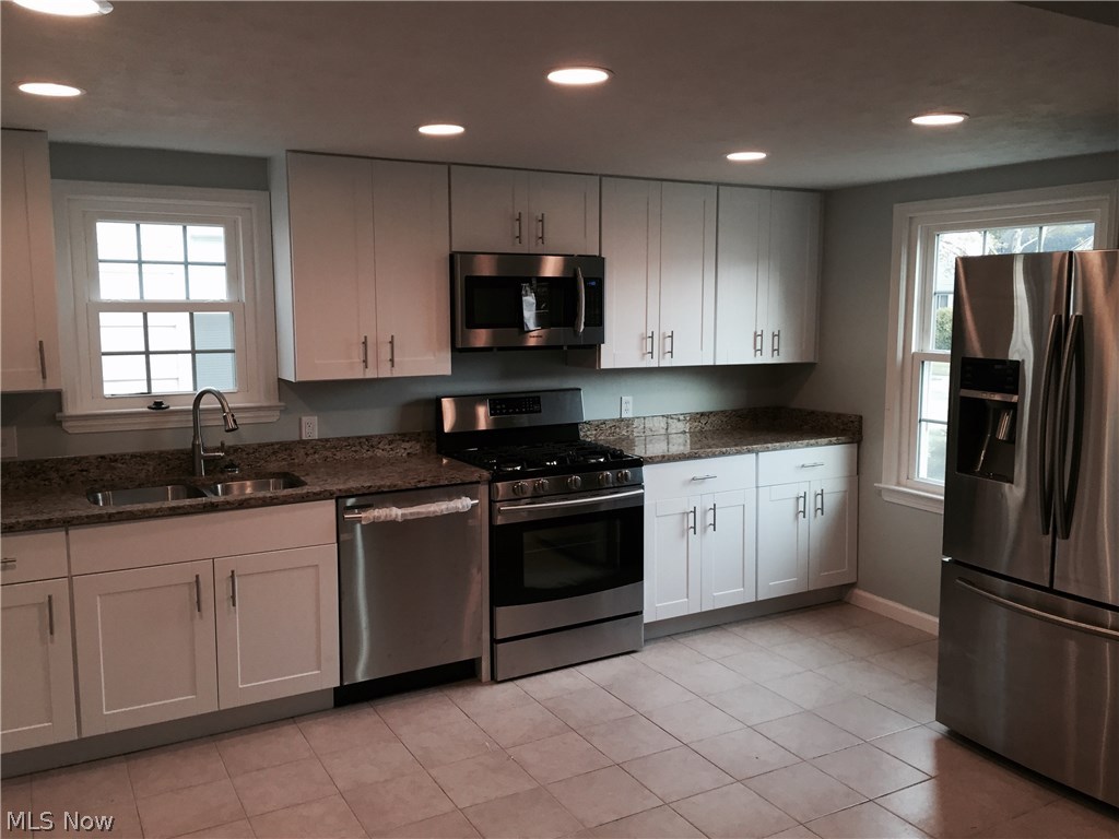 4205 Harwood Road Cleveland, OH 44121 - Photo 2 of 7