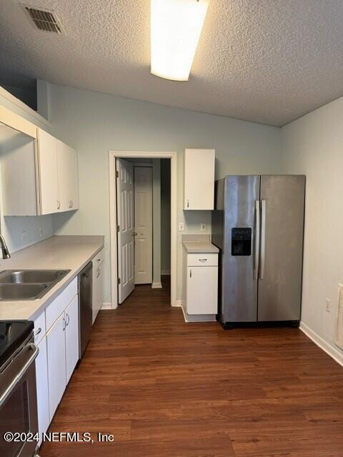 9151 Ridge Brier Lane Jacksonville, FL 32225 - Photo 3 of 14 Kirchen