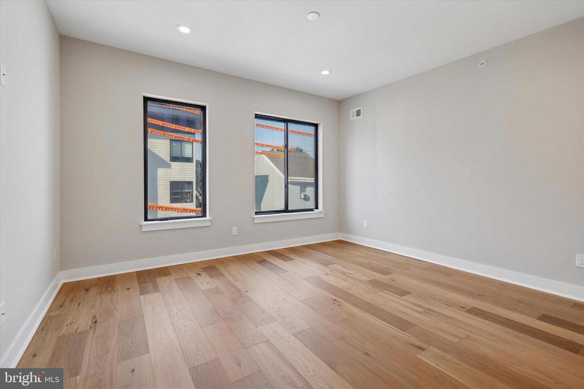 3833 Terrace Street Philadelphia, PA 19128 - Photo 7 of 31