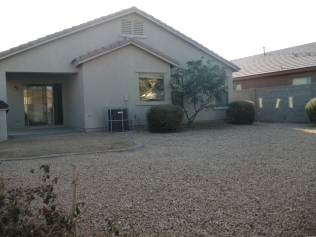 7126 West Beverly Road Laveen, AZ 85339 - Photo 19 of 20 Backyard