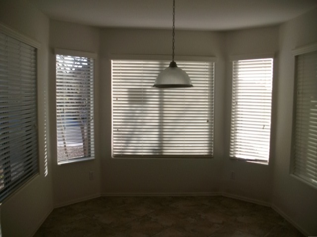 7126 West Beverly Road Laveen, AZ 85339 - Photo 5 of 20 Dining Area
