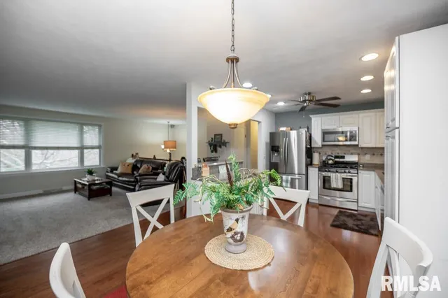 $187,000 | 6407 North Robinwood Drive, Peoria, IL 61614