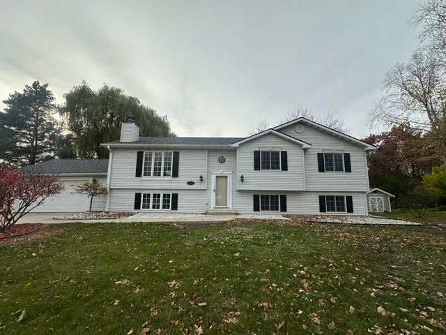 $579,900 | 7765 South Mission Drive, Franklin, WI 53132