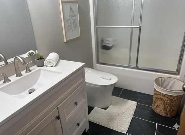 $579,900 | 7765 South Mission Drive, Franklin, WI 53132