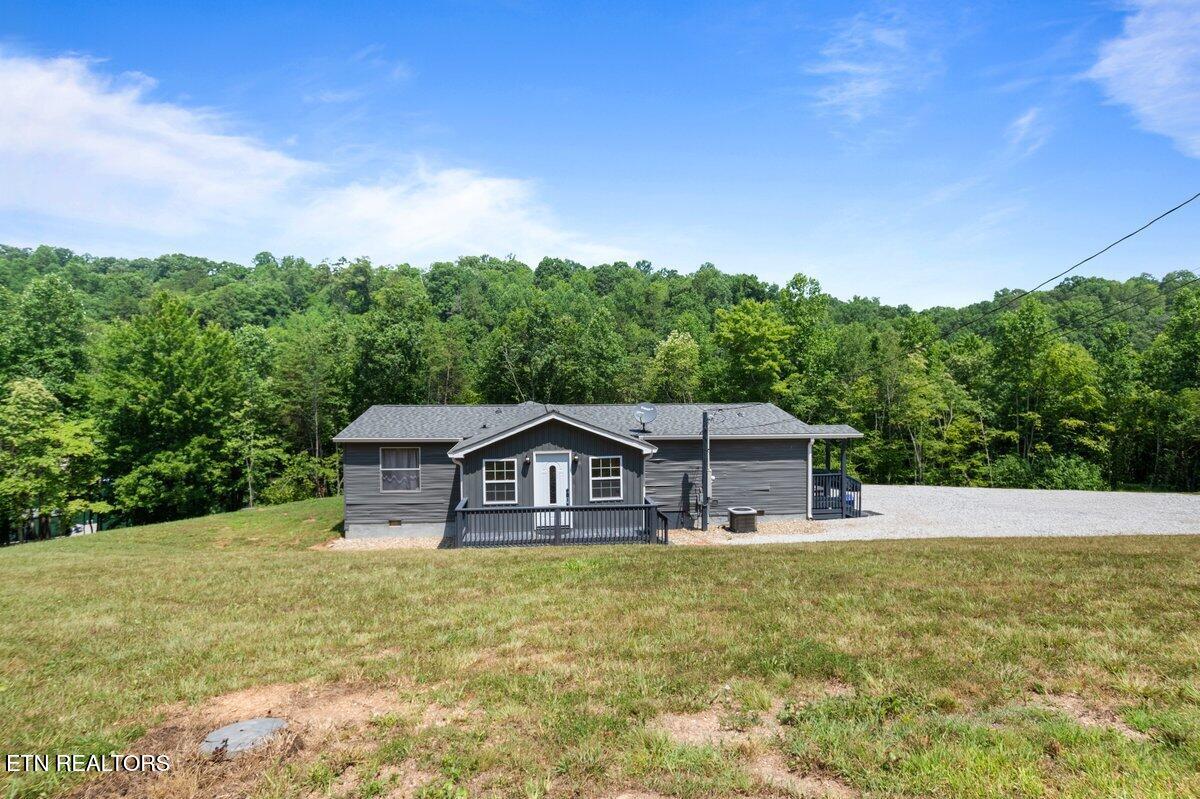 2309 Cove Pointe Road La Follette, TN 37766 - Photo 1 of 20 Cove Pt