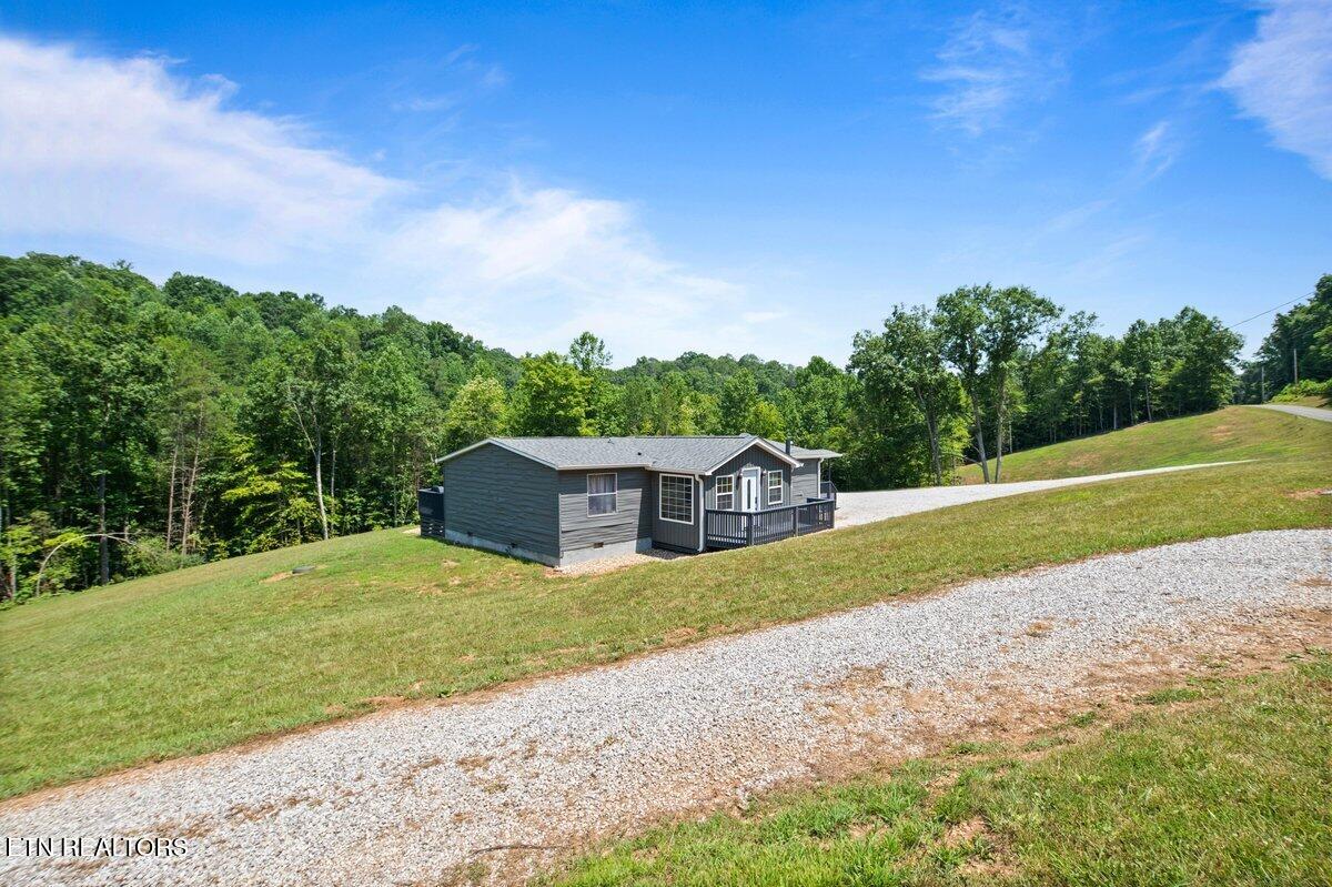 2309 Cove Pointe Road La Follette, TN 37766 - Photo 2 of 20 Cove Pt 9