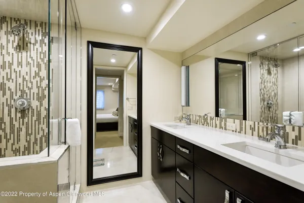 $25,000 | 611 South W End Street, Unit 7, Aspen, CO 81611