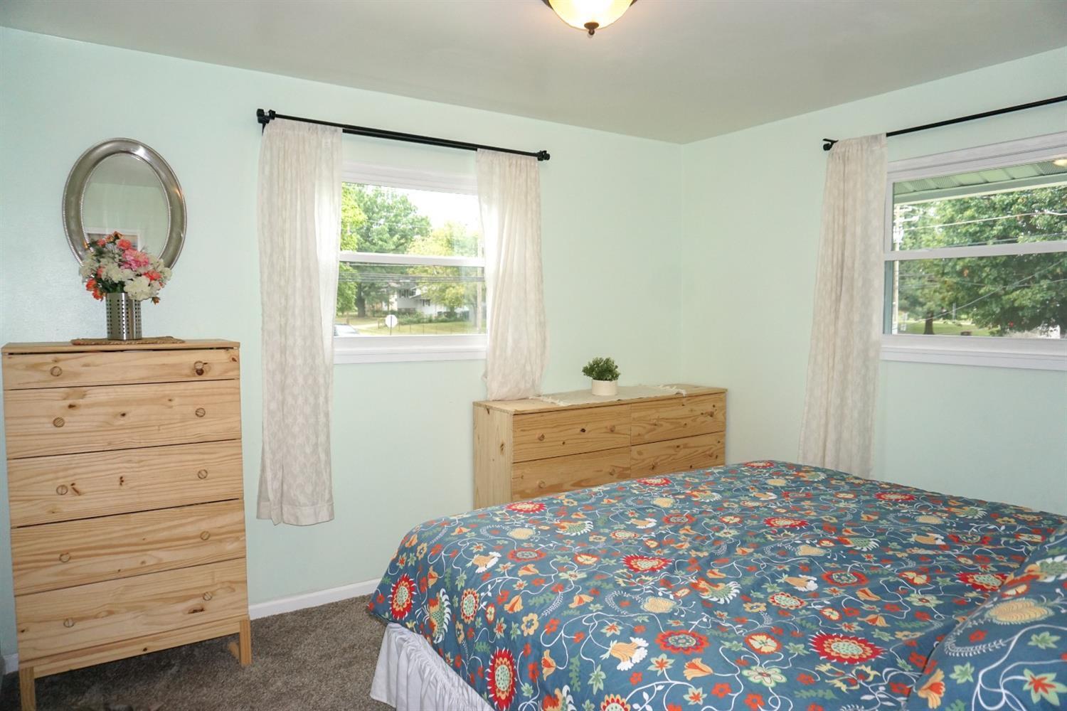 755 Fairborn Road Forest Park, OH 45240 - Photo 5 of 19