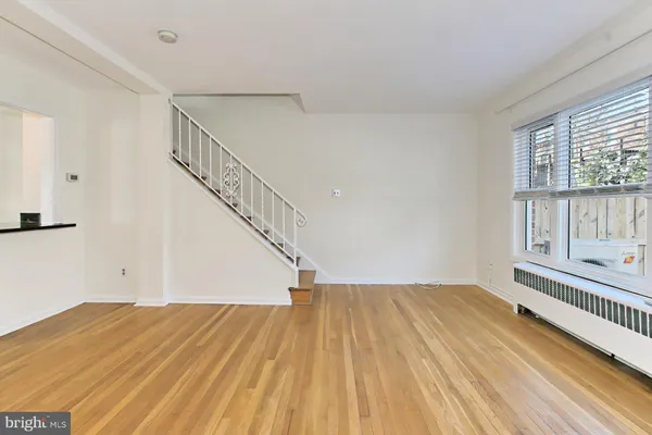 $3,400 | 2942 Landover Street, Alexandria, VA 22305