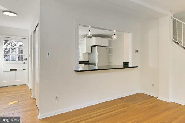 $3,400 | 2942 Landover Street, Alexandria, VA 22305