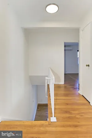 $3,400 | 2942 Landover Street, Alexandria, VA 22305