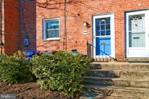 $3,400 | 2942 Landover Street, Alexandria, VA 22305