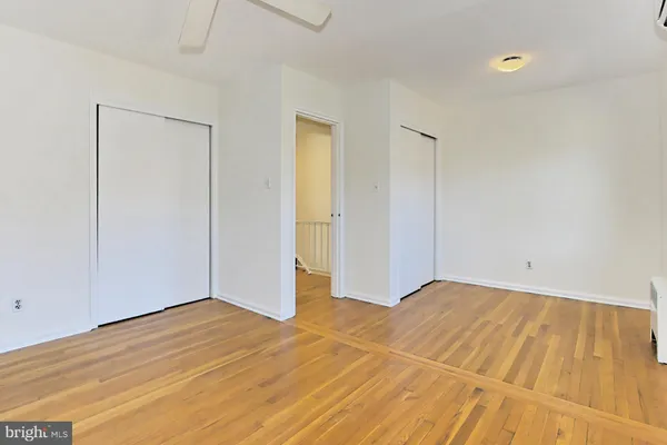 $3,400 | 2942 Landover Street, Alexandria, VA 22305