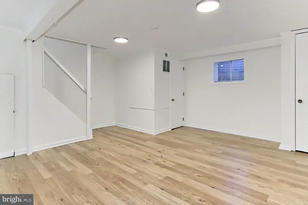 $3,400 | 2942 Landover Street, Alexandria, VA 22305