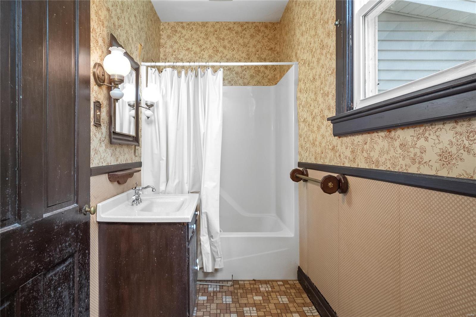 5853 Maeystown Road Waterloo, IL 62298 - Photo 13 of 36