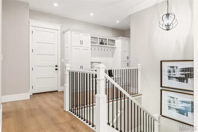 $1,095,000 | 30 Sandy Creek Drive, Winfield, MO 63389