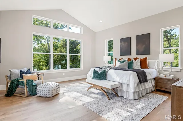 $1,095,000 | 30 Sandy Creek Drive, Winfield, MO 63389