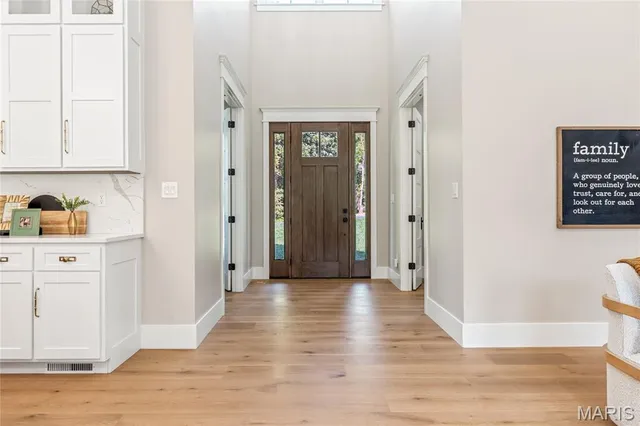 $1,095,000 | 30 Sandy Creek Drive, Winfield, MO 63389