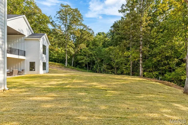 $1,095,000 | 30 Sandy Creek Drive, Winfield, MO 63389