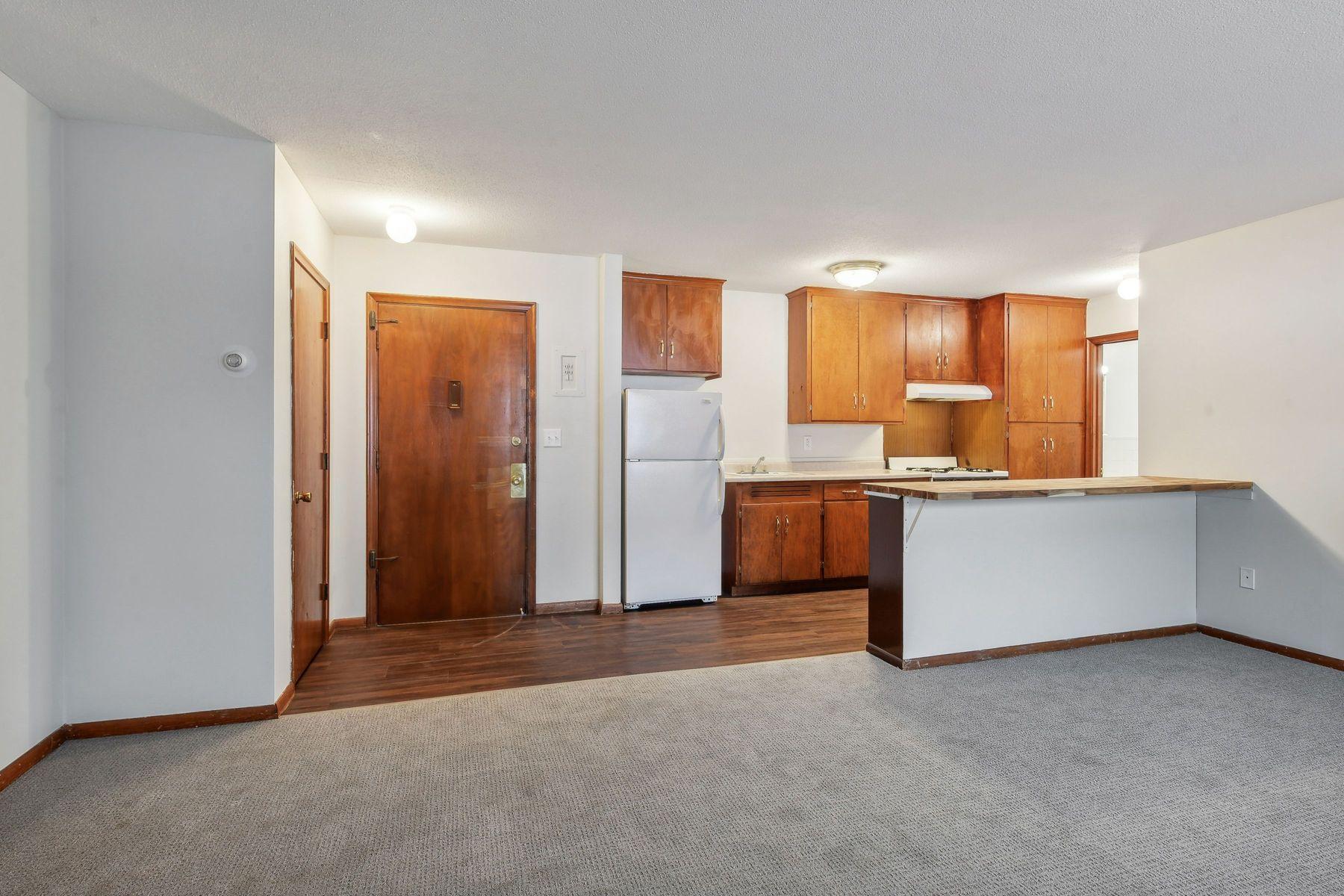 2009 Commerce Boulevard Mound, MN 55364 - Photo 17 of 32