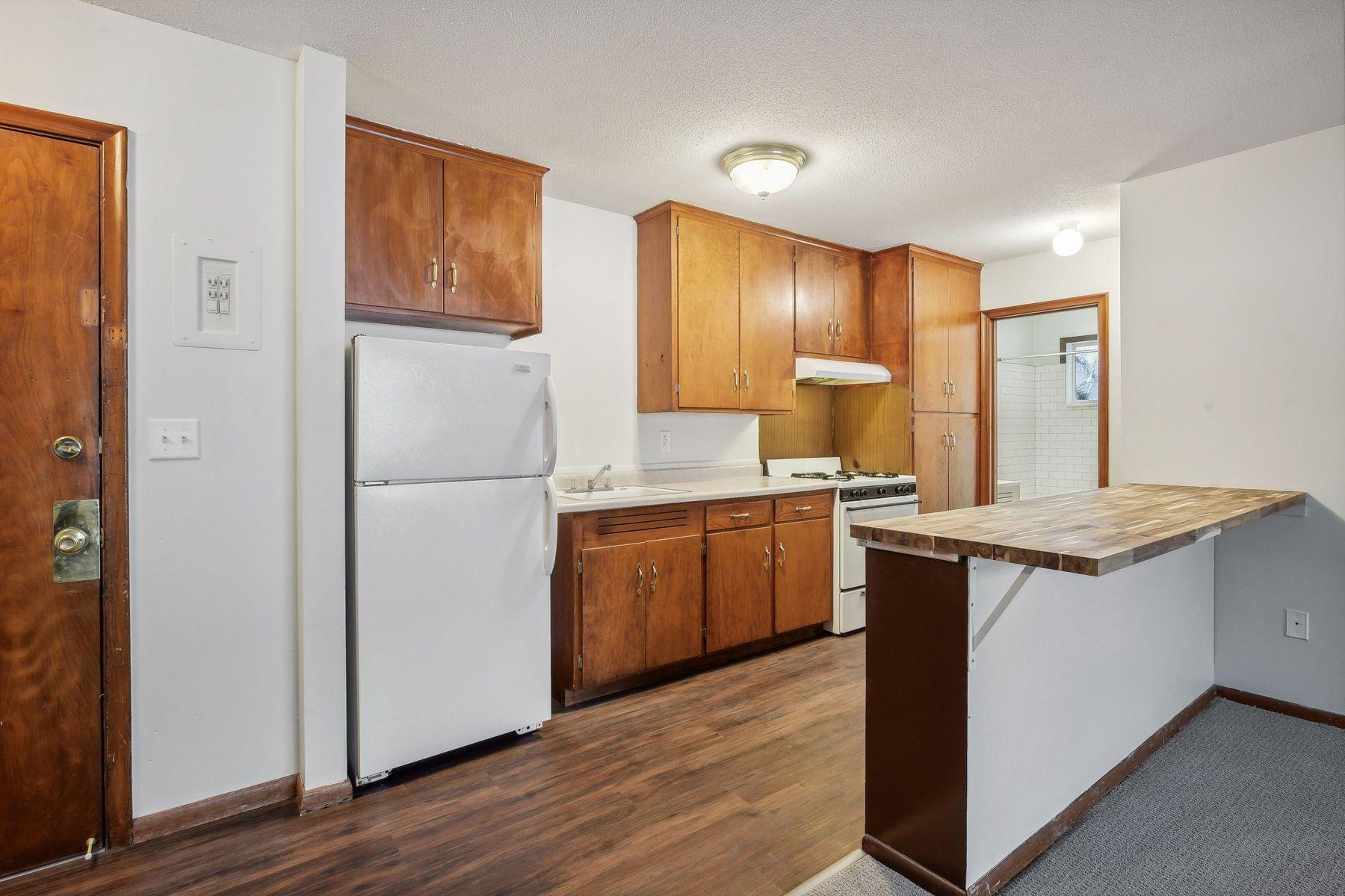 2009 Commerce Boulevard Mound, MN 55364 - Photo 19 of 32