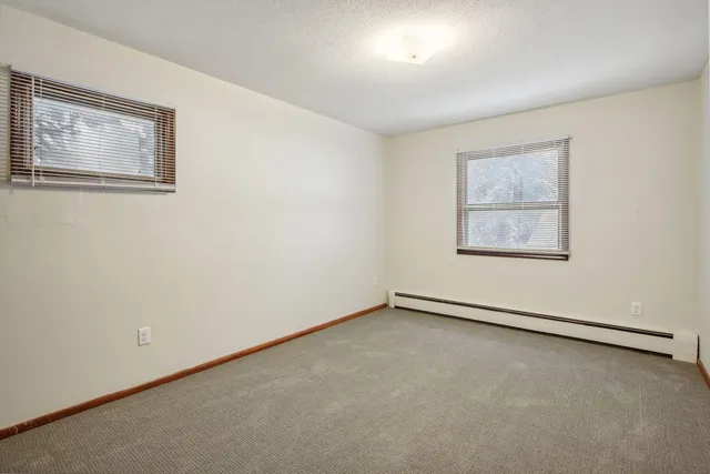 $2,650,000 | 2009 Commerce Boulevard, Mound, MN 55364