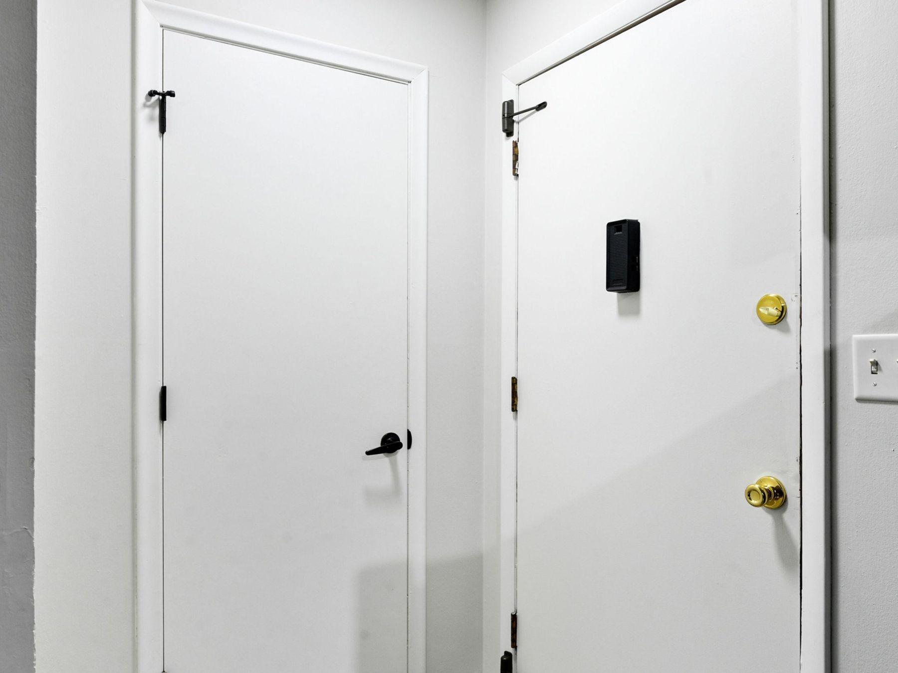 2009 Commerce Boulevard Mound, MN 55364 - Photo 4 of 32