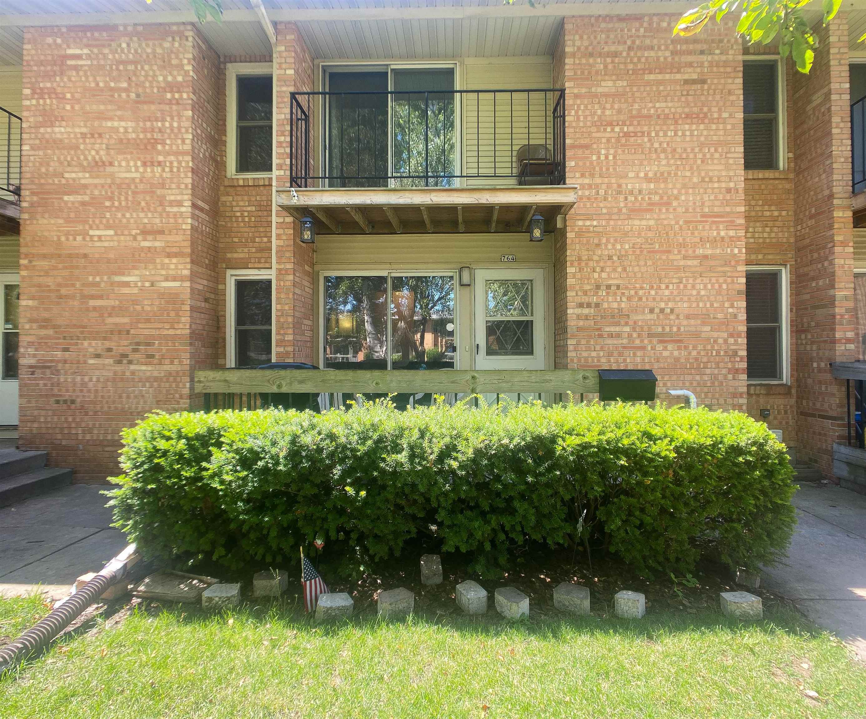 764 West 10th Ave  