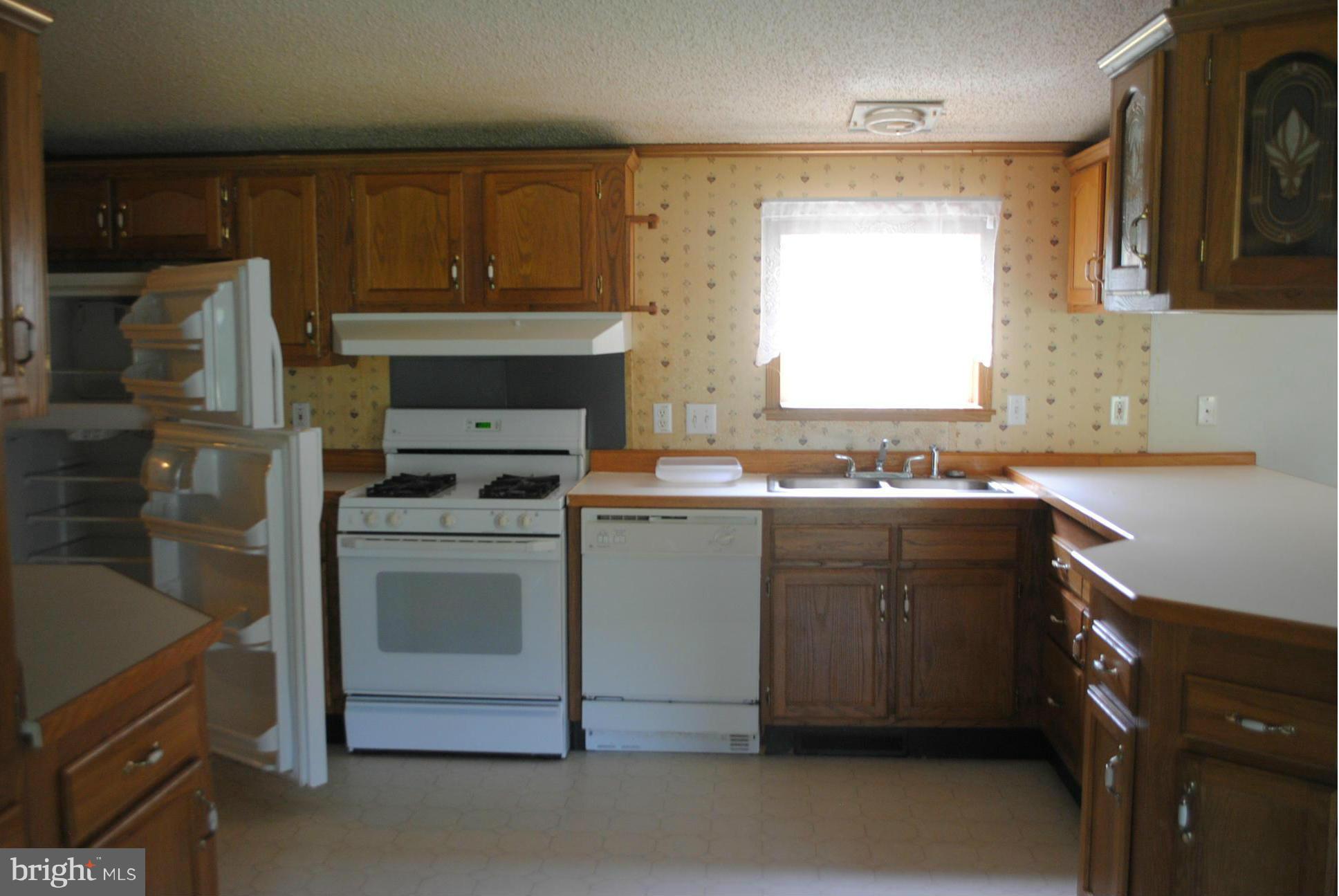 4915 Payne Road Hurlock, MD 21643 - Photo 2 of 14 Kitchen