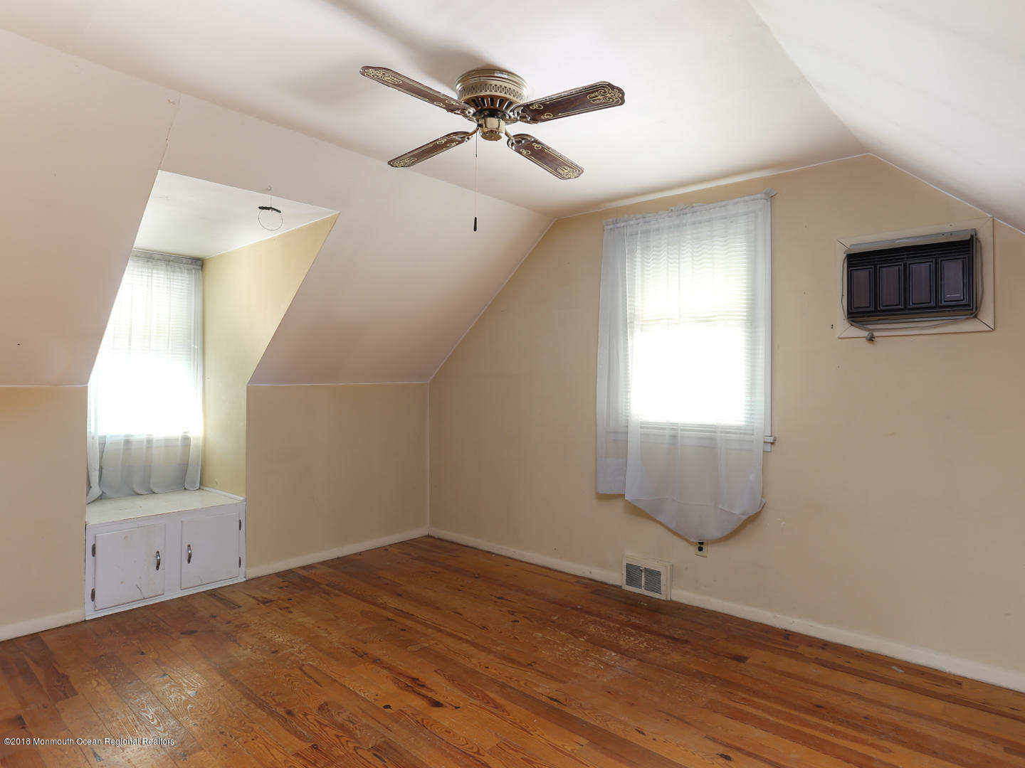 34 Waldron Road, Unit 2 Allentown, NJ 08501 - Photo 19 of 23 IMG_7869-Edit