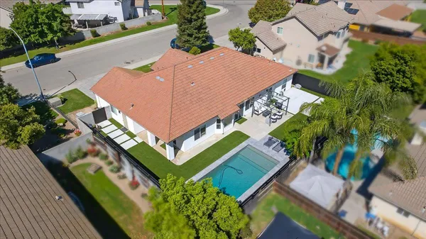 $599,000 | 1555 Taylor Lane, Madera, CA 93637