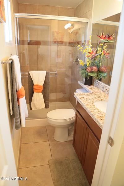3511 East Hearn Road Phoenix, AZ 85032 - Photo 41 of 48 Master Bath New Shower Door